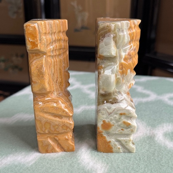 Carved Stone Bookends - Brown and Cream tribal figures - Picture 7 of 9